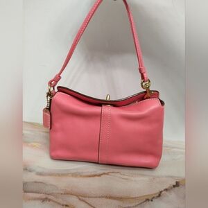 Coach Leather Turn Lock Wristlet Mini bag Y2K